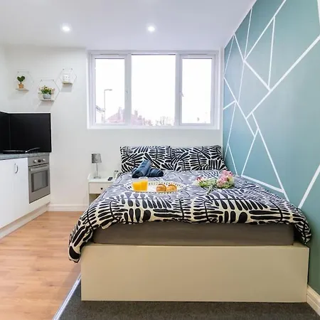Urban Oasis Hideaway